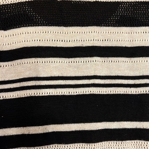 Striped maternity top - Picture 6 of 6